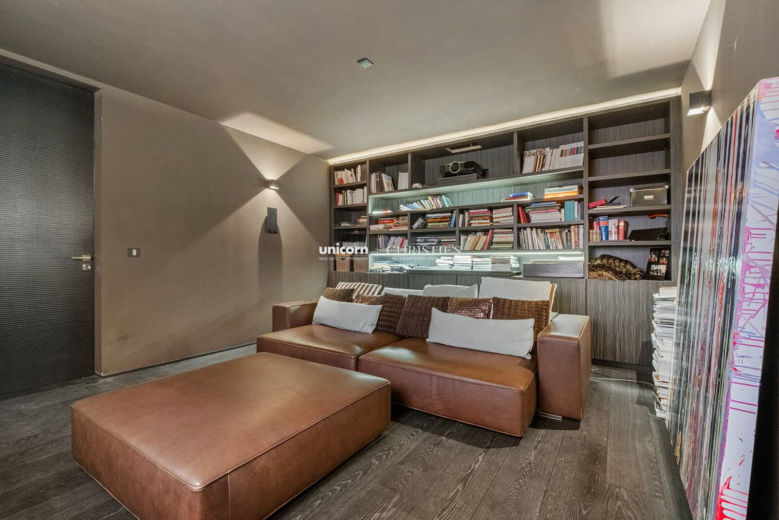 Penthouse for sale in Luxembourg-Merl - 411m² – 16/31